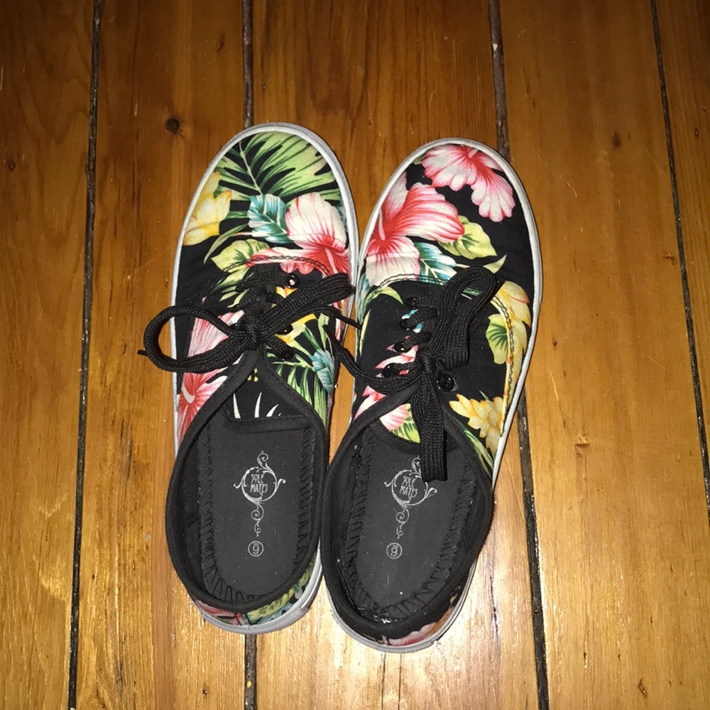 Floral print Low top shoes
